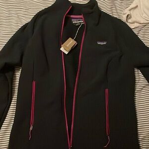 Patagonia Tech-face zip up women’s jacket
